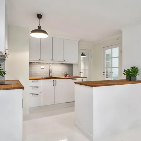 Lund With Garden And Terrace Apartamento *